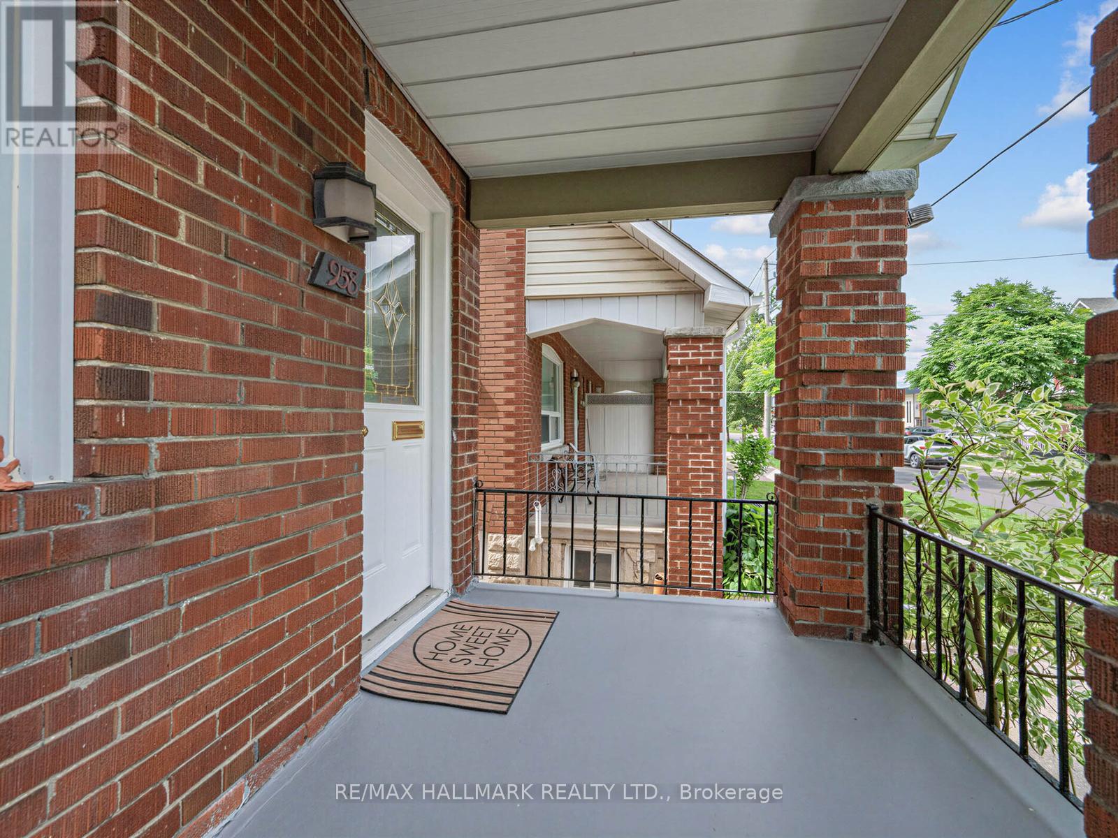 958 Greenwood Avenue, Toronto, Ontario  M4J 4C3 - Photo 32 - E13456118