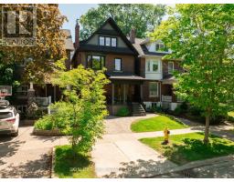 19 LARK STREET, Toronto, Ontario