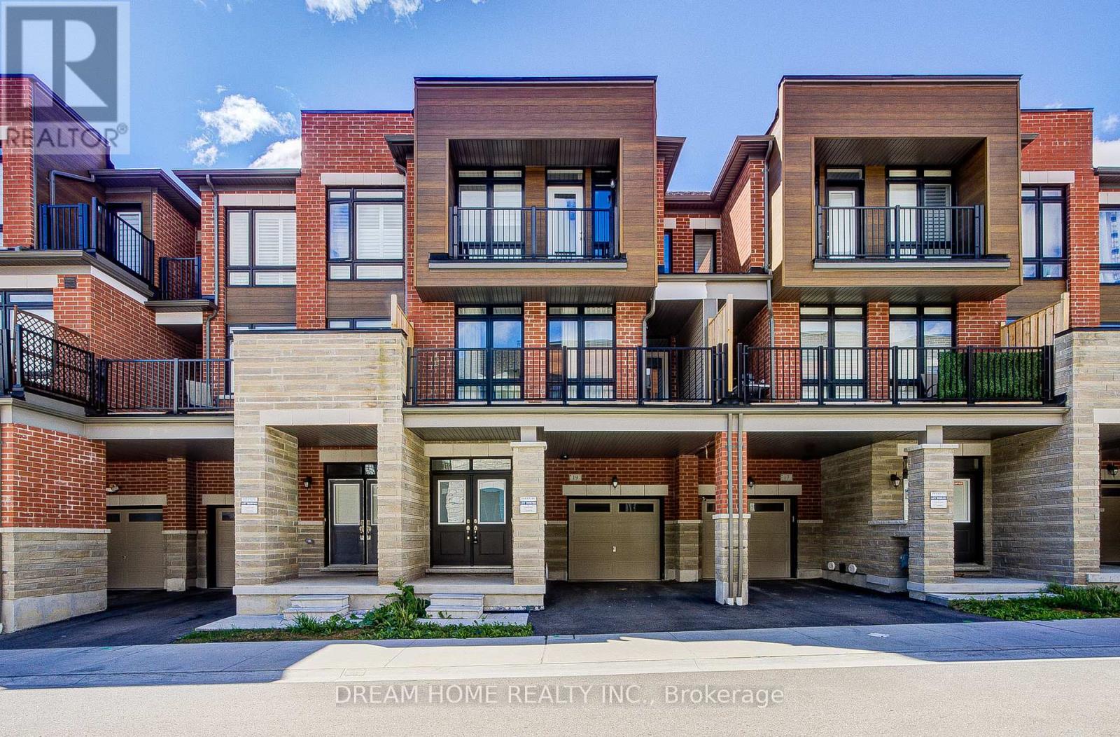 19 COPPINI LANE, Ajax, Ontario