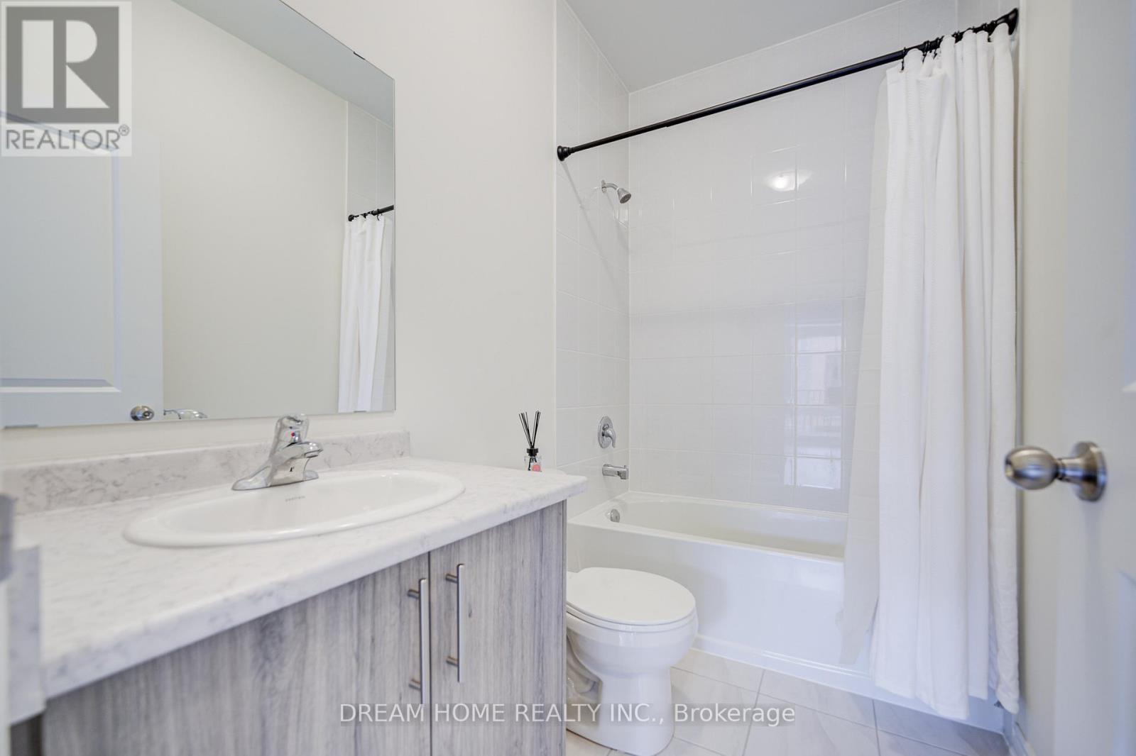 19 Coppini Lane, Ajax, Ontario L1S 7S9 - Photo 24 - E13456144