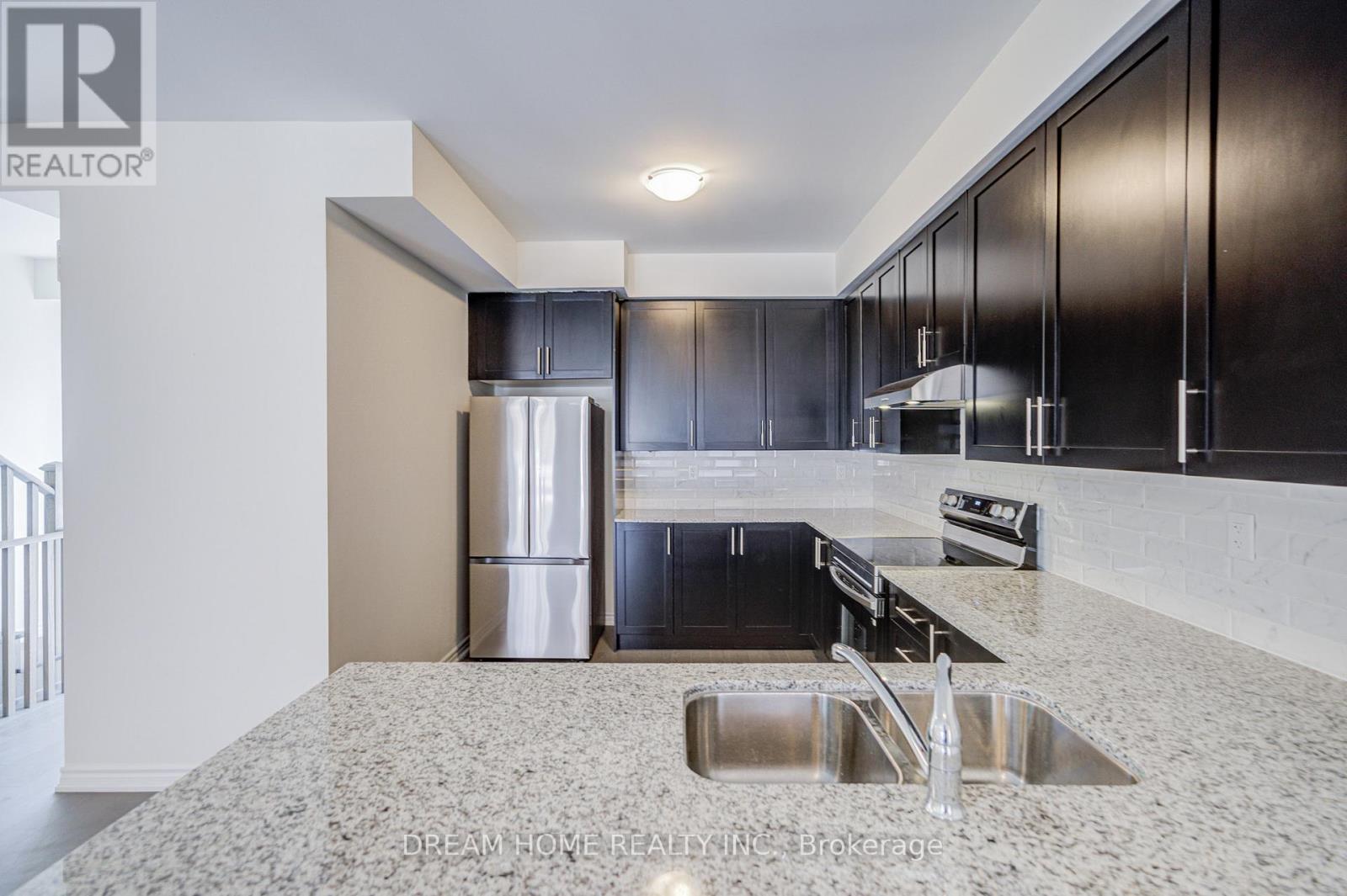 19 Coppini Lane, Ajax, Ontario L1S 7S9 - Photo 8 - E13456144