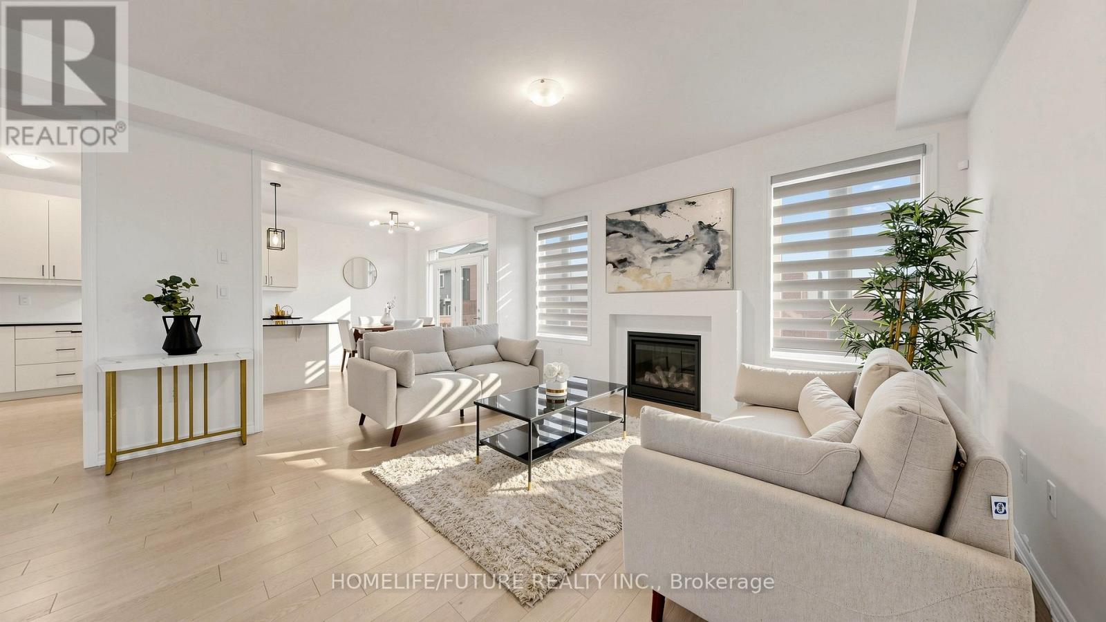 1406 Swallowtail Lane, Pickering, Ontario  L1X 0N8 - Photo 4 - E13456248