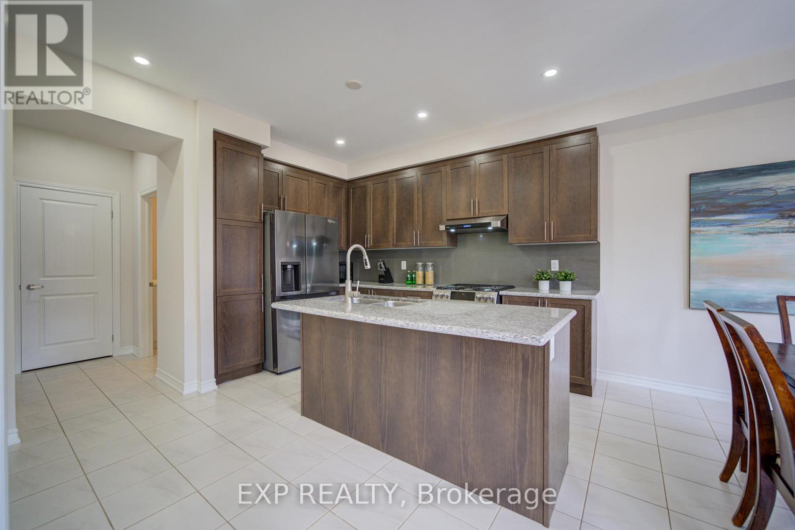 65 Marcel Brunelle Drive, Whitby, Ontario  L1P 0G9 - Photo 12 - E13456260