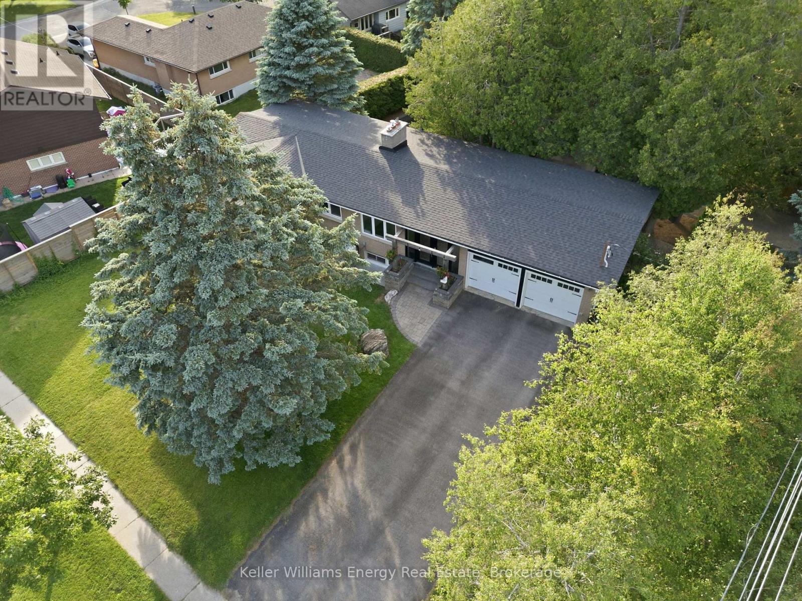 1010 Regent Drive, Oshawa, Ontario  L1G 1J5 - Photo 3 - E13455914