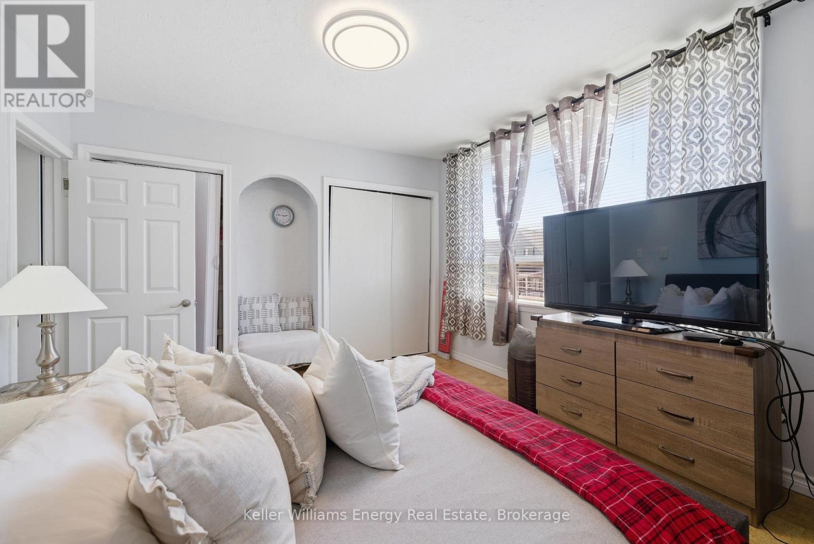 327 Albert Street, Oshawa, Ontario  L1H 4S2 - Photo 17 - E13456432