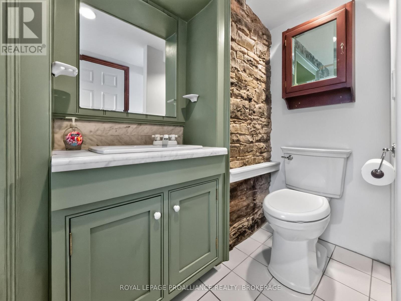 12 Rideau Street, Kingston, Ontario  K7K 2Z6 - Photo 17 - X13456312