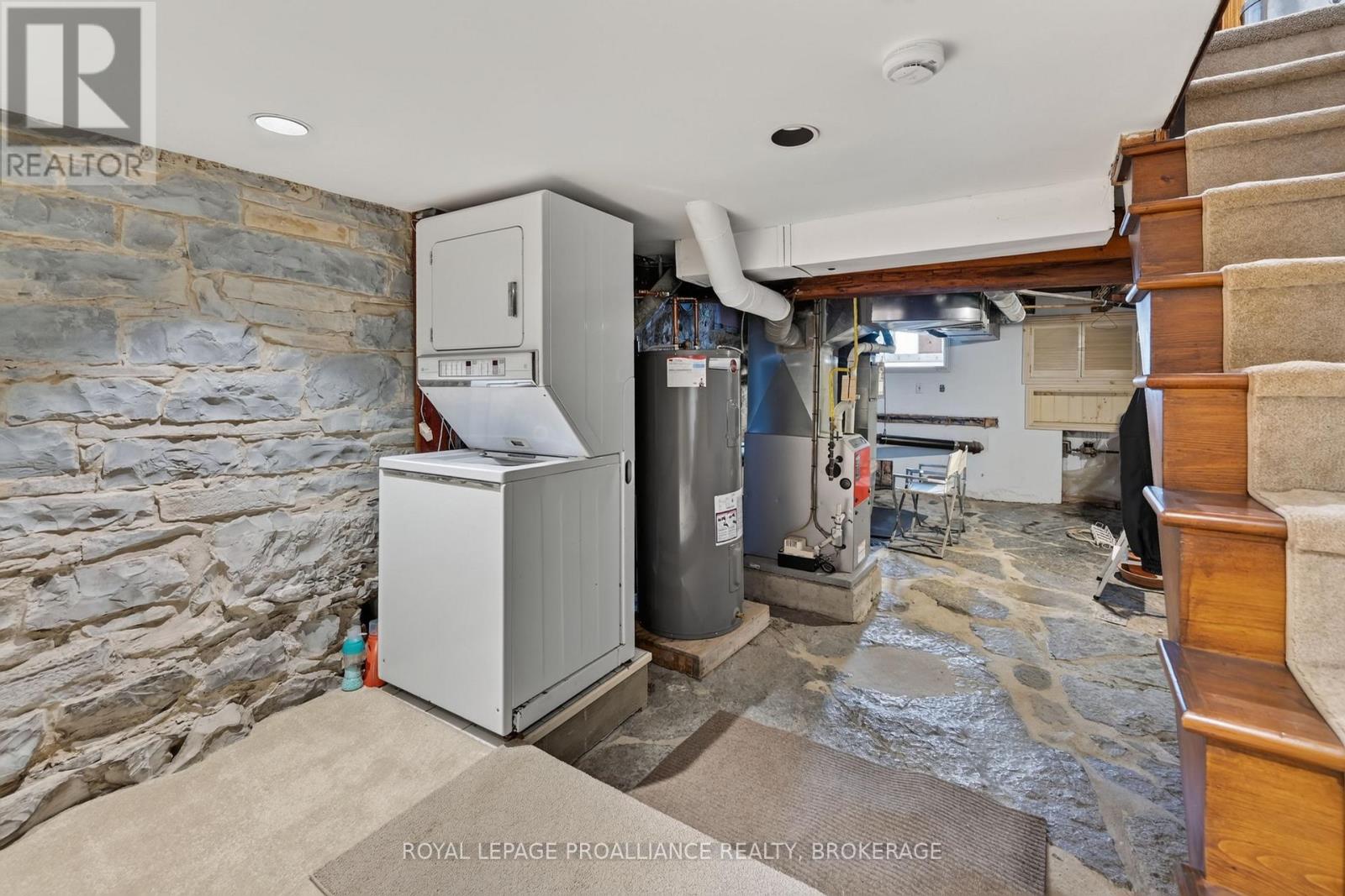 12 Rideau Street, Kingston, Ontario  K7K 2Z6 - Photo 28 - X13456312
