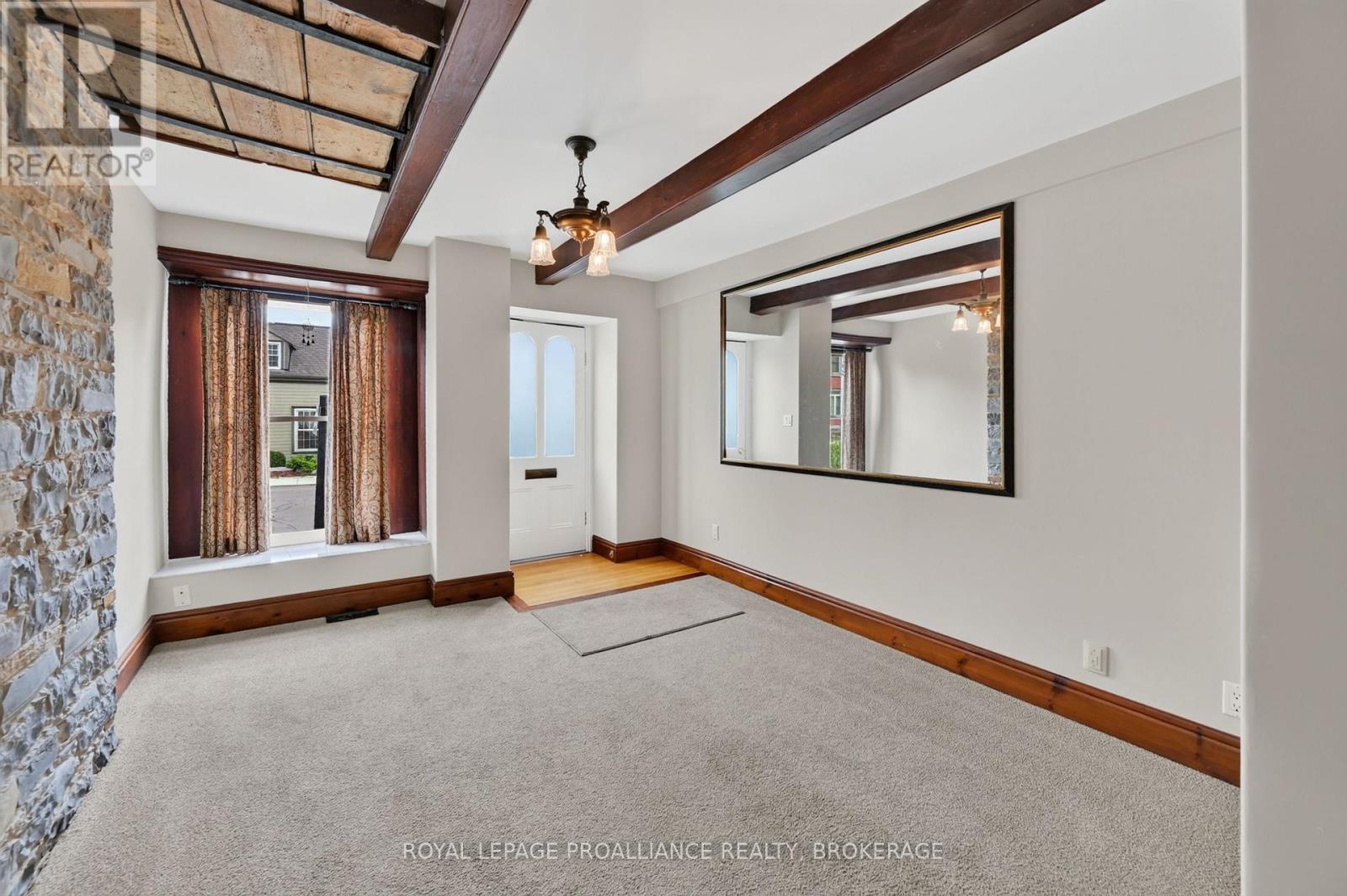 12 Rideau Street, Kingston, Ontario  K7K 2Z6 - Photo 3 - X13456312