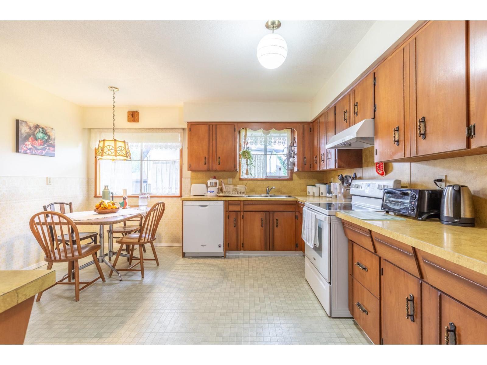 32388 Peardonville Road, Abbotsford, British Columbia  V2T 1M8 - Photo 9 - R3134066
