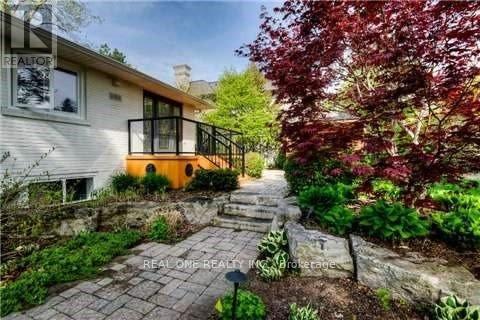 207 Pinehurst Drive, Oakville, Ontario L6J 4X2 - Photo 18 - W13456134