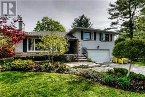 207 Pinehurst Drive, Oakville, Ontario L6J 4X2 - Photo 2 - W13456134