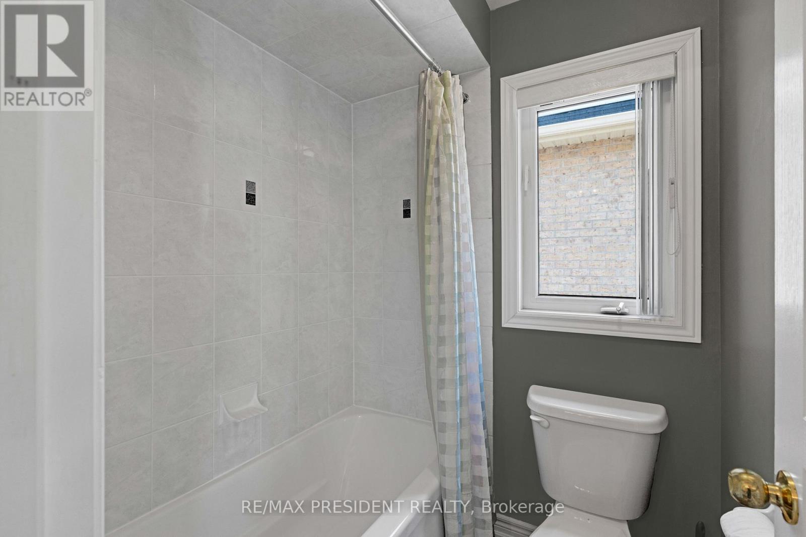 7 Wellpark Way, Brampton, Ontario  L6P 3Z6 - Photo 25 - W13456166