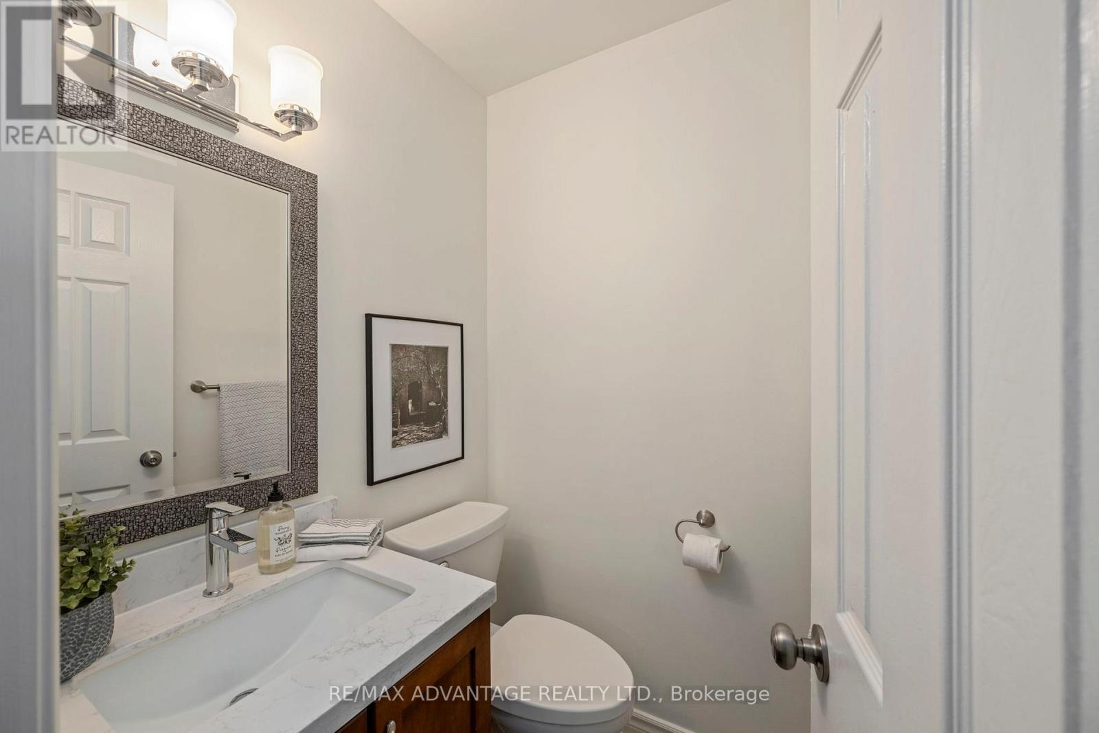38 Dissing Crescent, London North, Ontario  N6H 5M3 - Photo 17 - X13456306