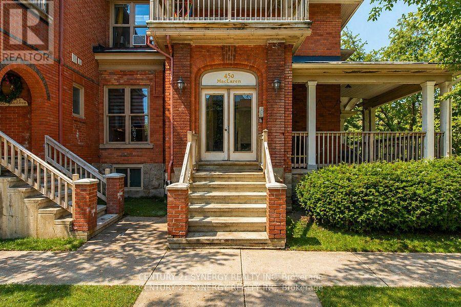 10 - 450 MACLAREN STREET, Ottawa, Ontario