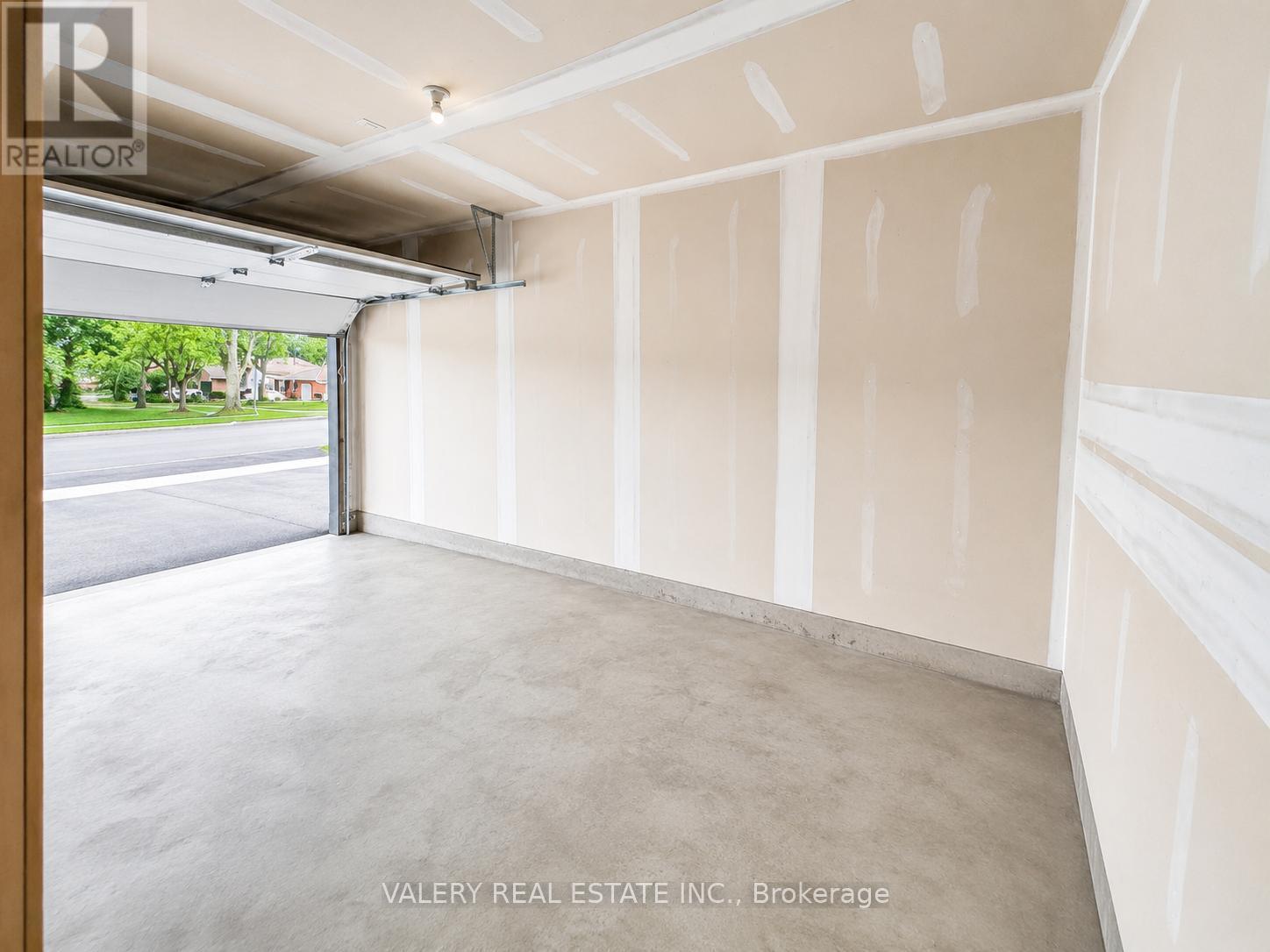 1 - 6693 Cropp St Street, Niagara Falls, Ontario  L2E 0B7 - Photo 27 - X13456254