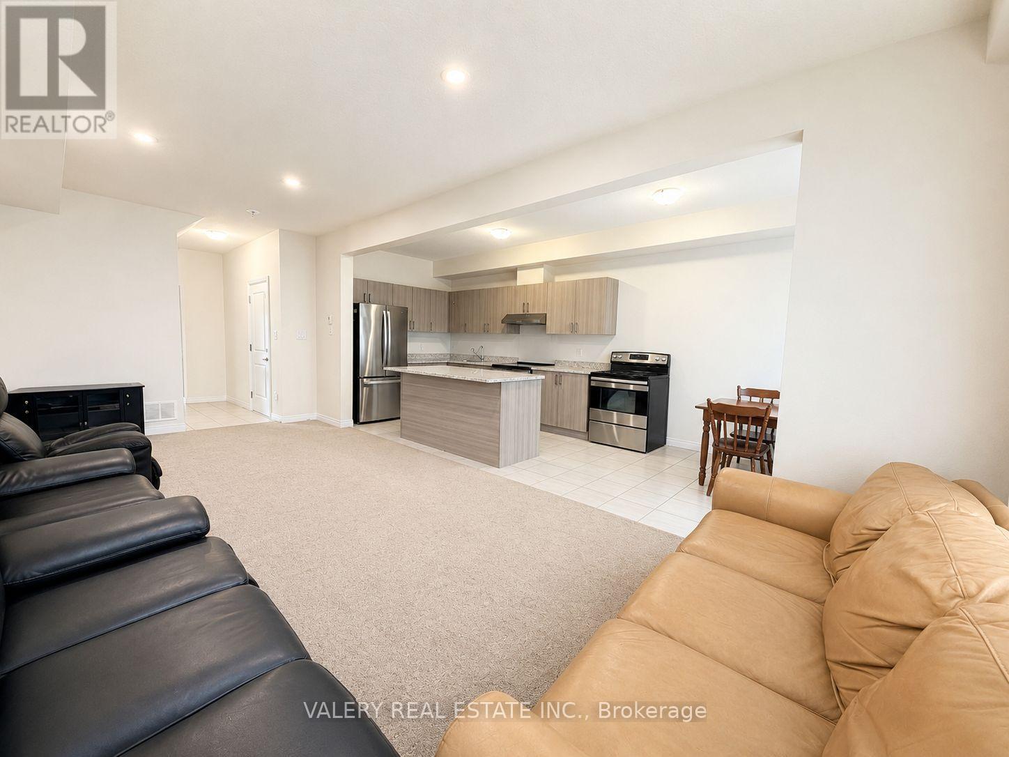 1 - 6693 Cropp St Street, Niagara Falls, Ontario  L2E 0B7 - Photo 3 - X13456254