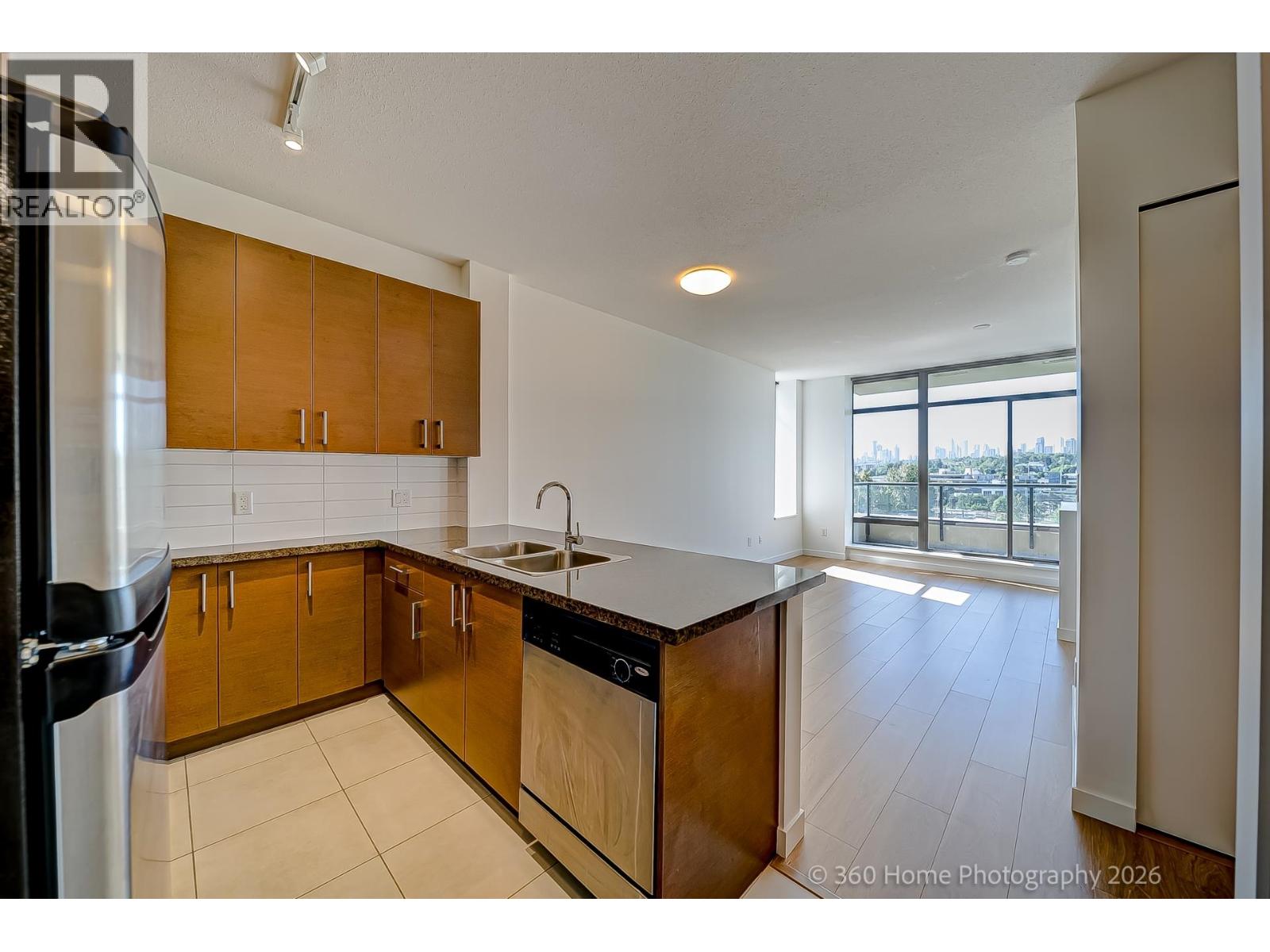 805 4250 Dawson Street, Burnaby, British Columbia  V5C 4B1 - Photo 8 - R3135978