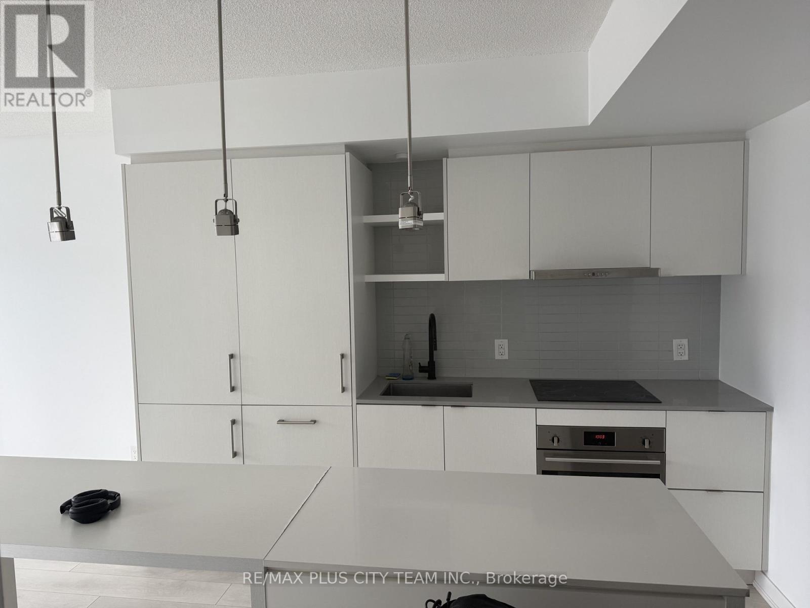3403 - 88 Harbour Street, Toronto, Ontario  M5J 0C3 - Photo 2 - C13452634