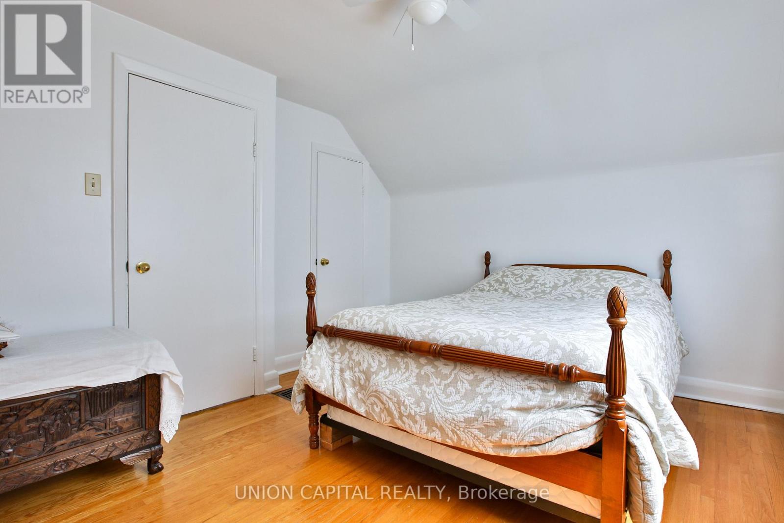 12 Newton Drive, Toronto, Ontario M2M 2M7 - Photo 10 - C13456340