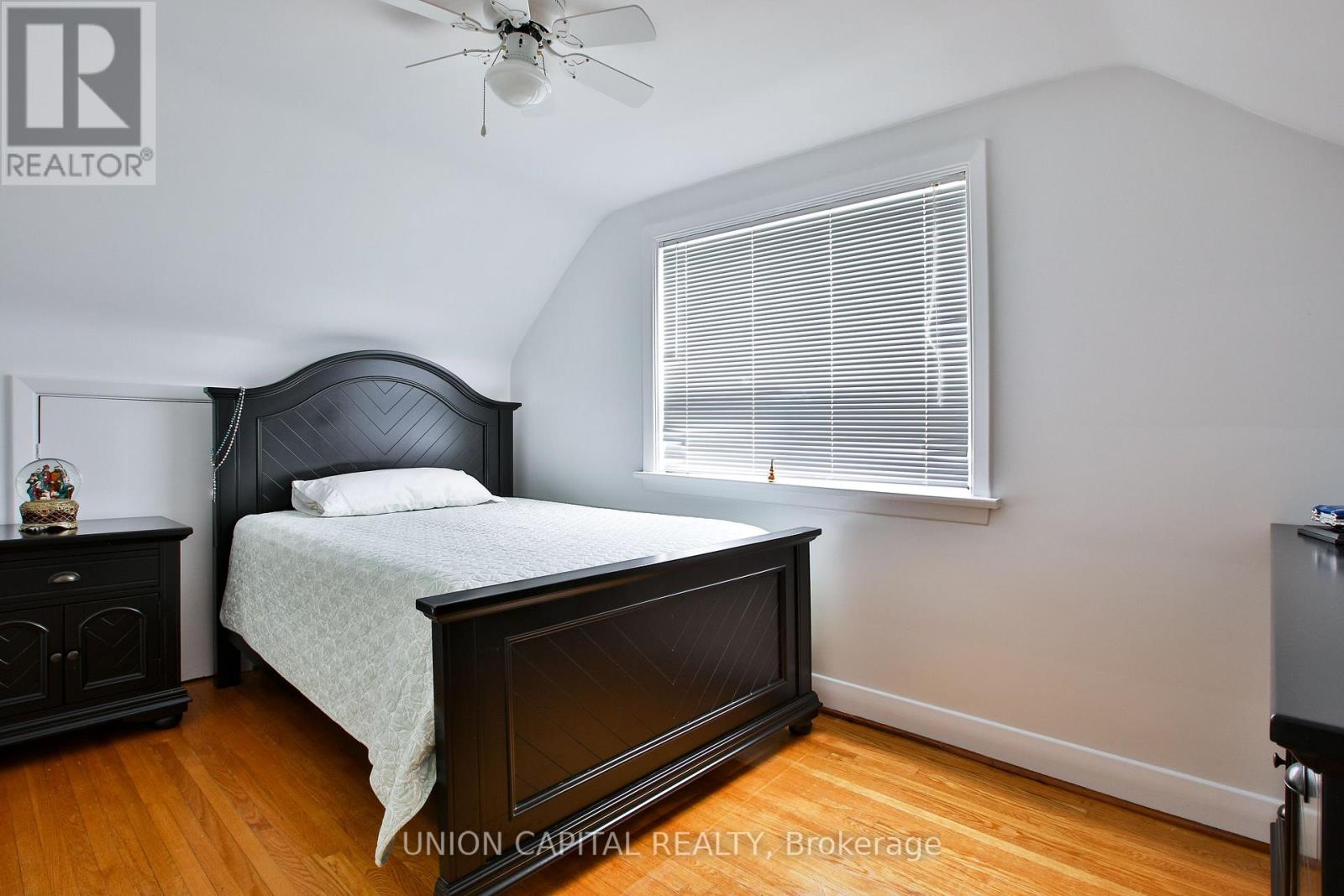 12 Newton Drive, Toronto, Ontario M2M 2M7 - Photo 11 - C13456340