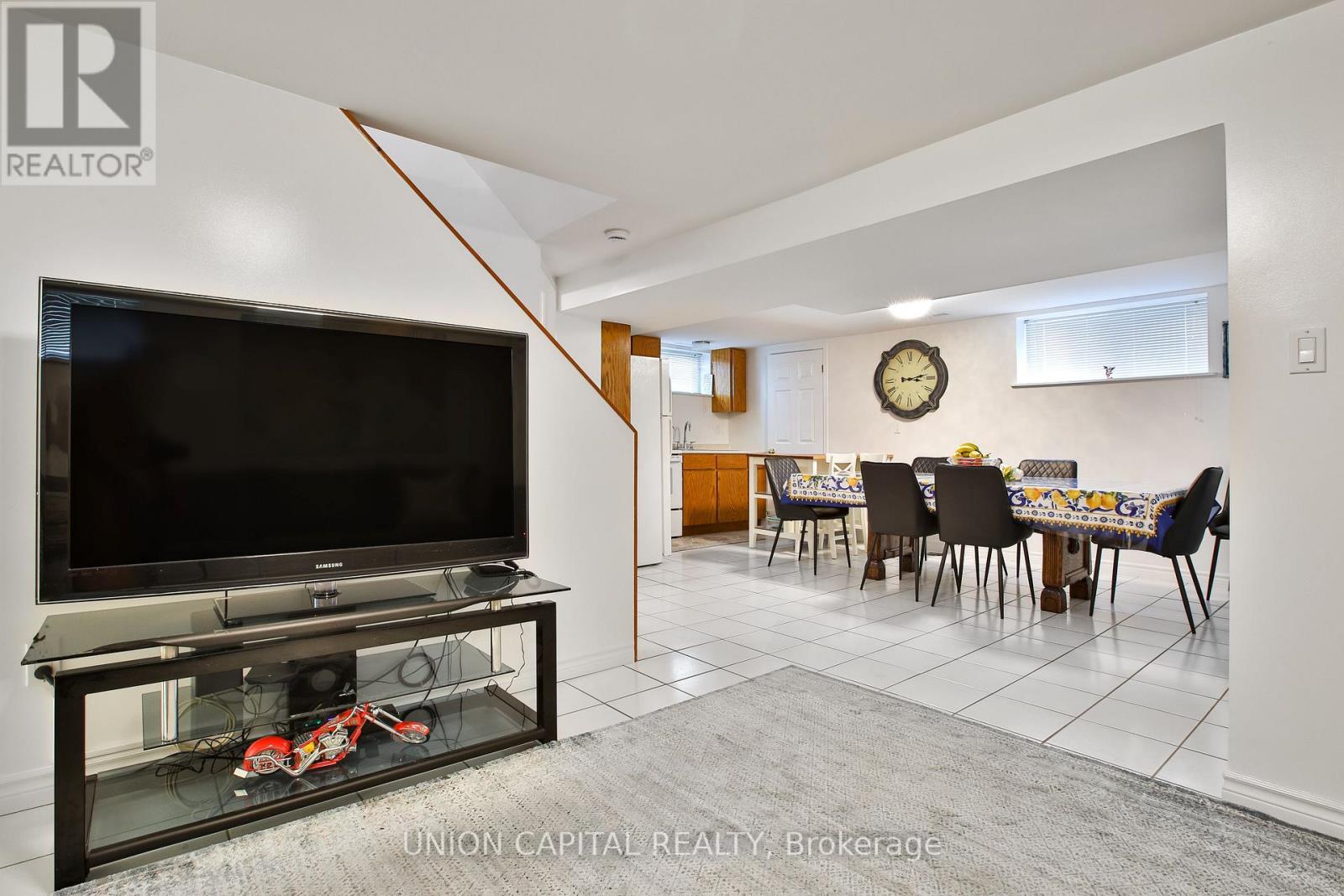 12 Newton Drive, Toronto, Ontario M2M 2M7 - Photo 17 - C13456340