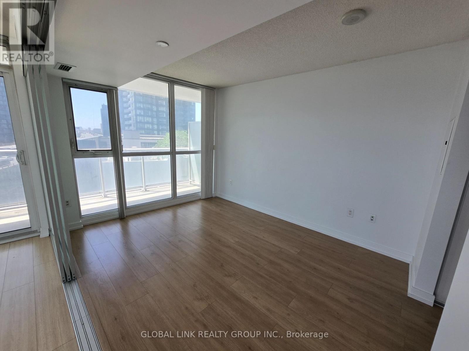 808 - 75 Queens Wharf Road, Toronto, Ontario  M5V 0J8 - Photo 10 - C13456416