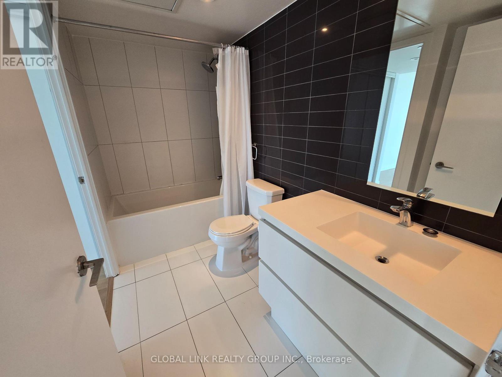808 - 75 Queens Wharf Road, Toronto, Ontario  M5V 0J8 - Photo 12 - C13456416