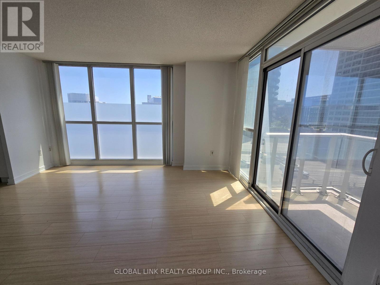 808 - 75 Queens Wharf Road, Toronto, Ontario  M5V 0J8 - Photo 8 - C13456416