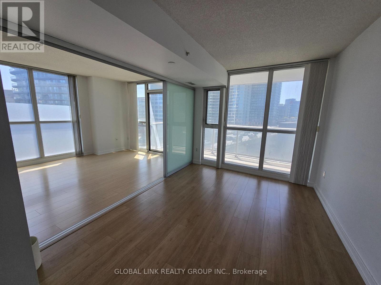 808 - 75 Queens Wharf Road, Toronto, Ontario  M5V 0J8 - Photo 9 - C13456416