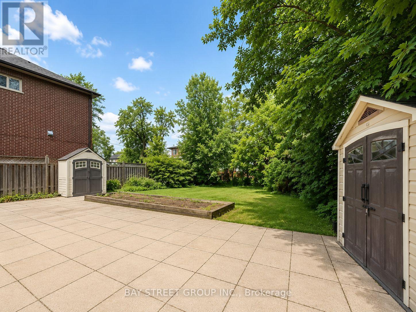 9 Glenborough Park Crescent, Toronto, Ontario  M2R 2G4 - Photo 12 - C13456428