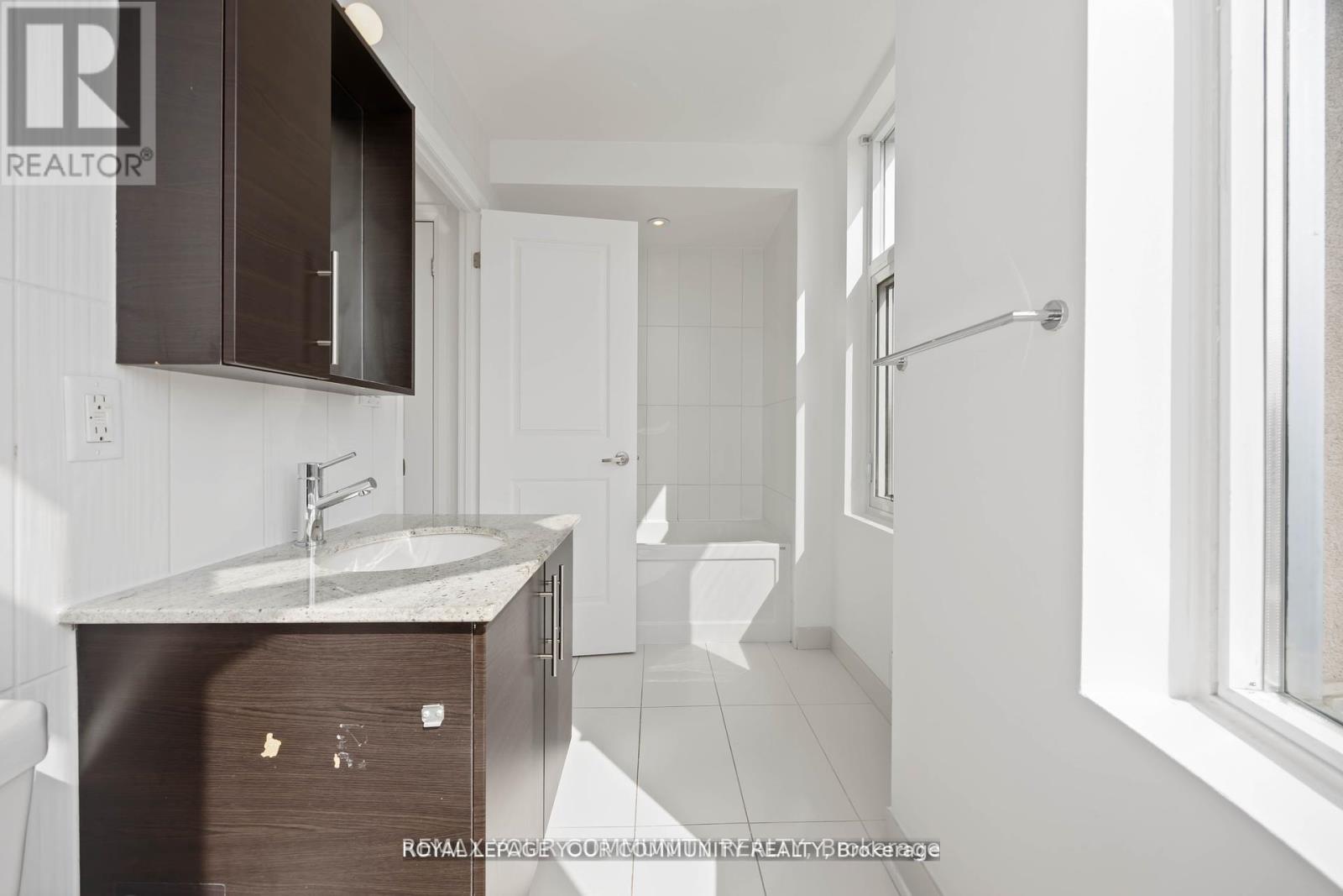 315 - 222 Finch Avenue W, Toronto, Ontario  M2R 1M6 - Photo 21 - C13456516