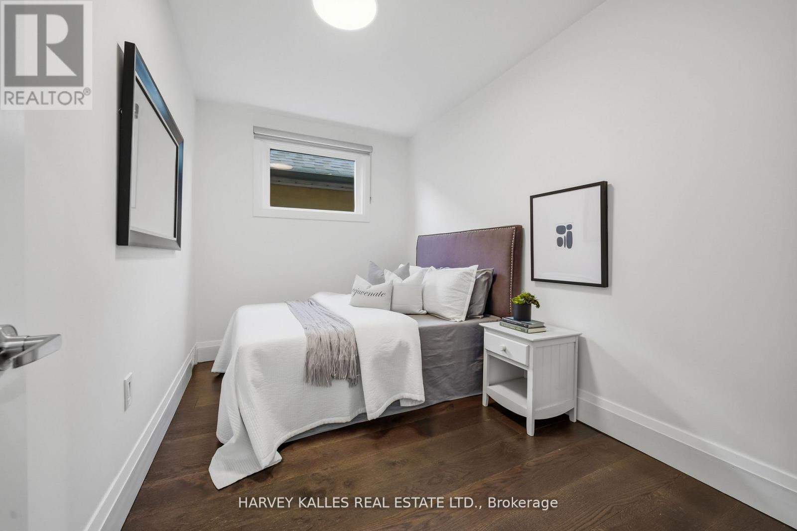 568 Northcliffe Boulevard, Toronto, Ontario  M6E 3L7 - Photo 23 - C13456542