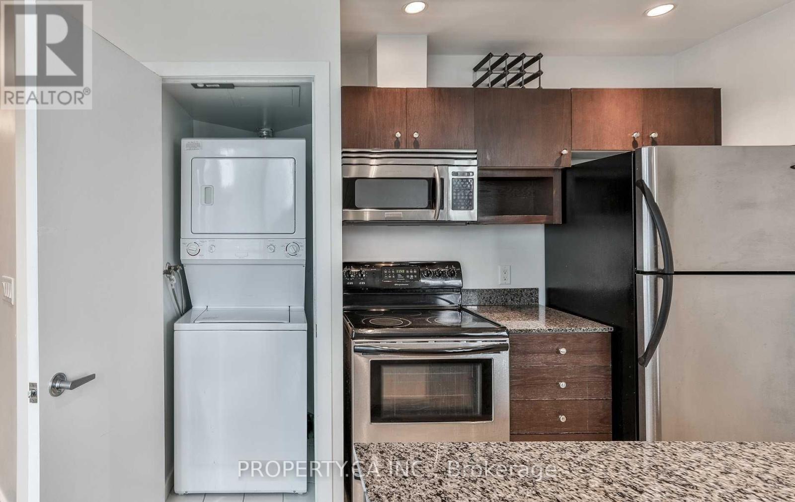 3112 - 208 Queens Quay W, Toronto, Ontario  M5J 2Y5 - Photo 6 - C13456552
