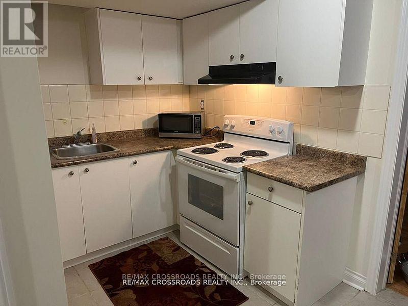 Sep/ent - 27 Bobolink Avenue, Toronto, Ontario  M1X 1Y6 - Photo 2 - E13456506