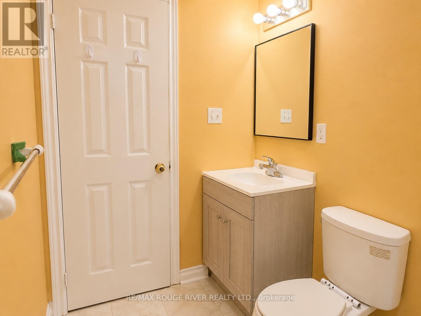 16 Dominy Drive, Ajax, Ontario L1T 3H6 - Photo 11 - E13456544