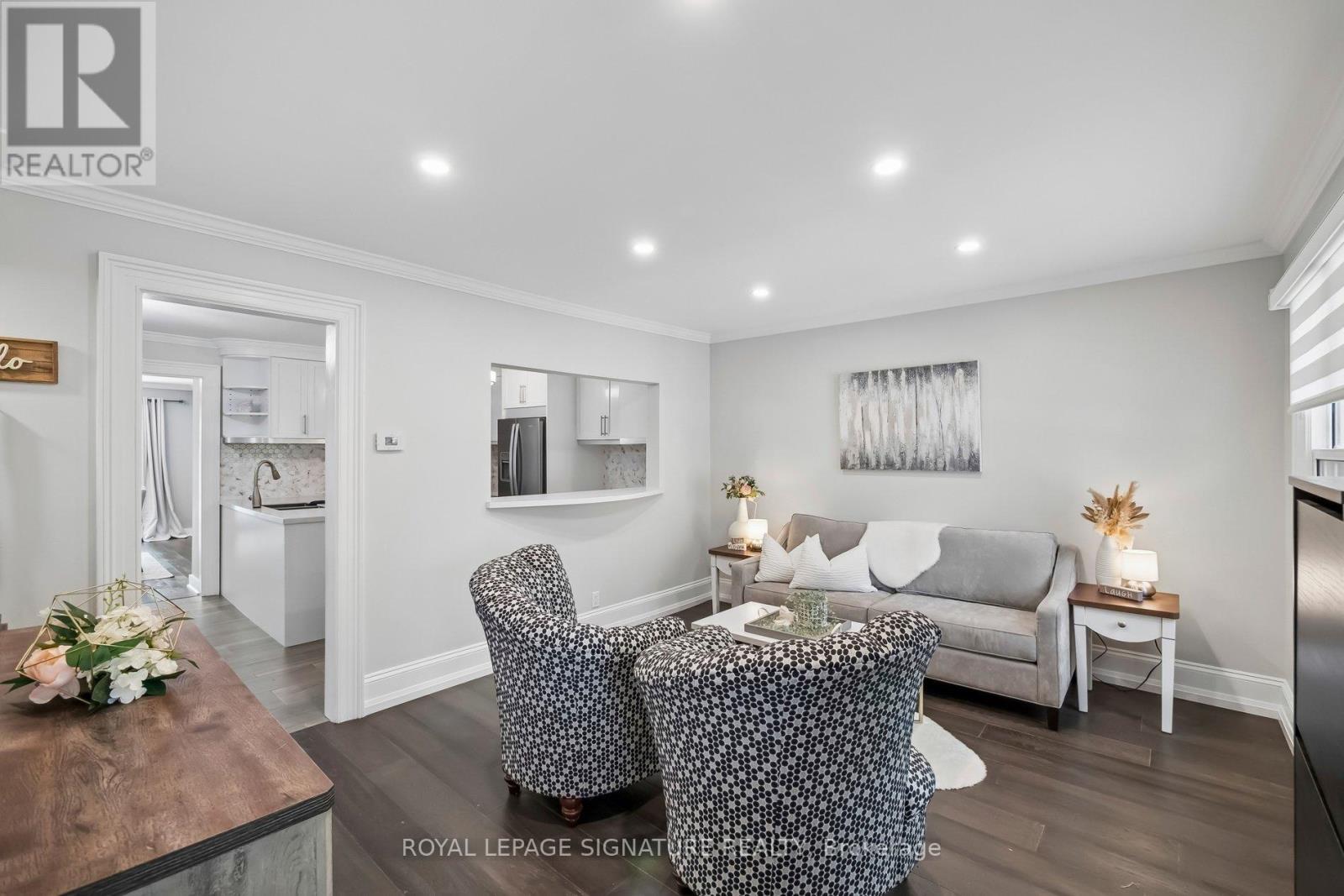 23 Arlington Avenue, Oshawa, Ontario L1G 2N3 - Photo 2 - E13456588