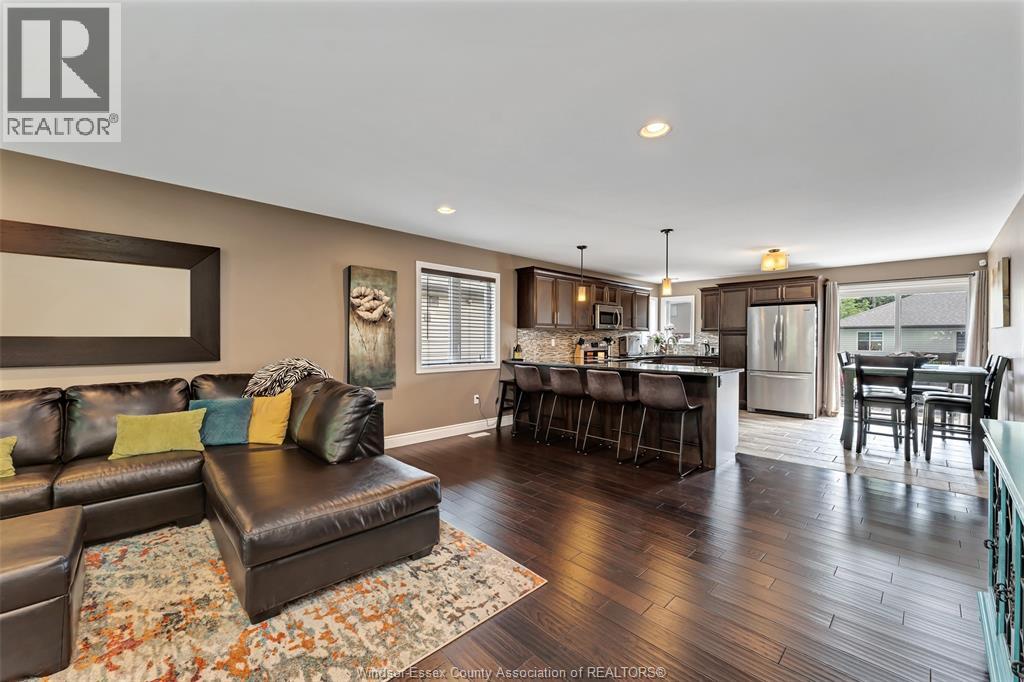 660 International Avenue, Lasalle, Ontario  N9J 0A5 - Photo 7 - 26014390