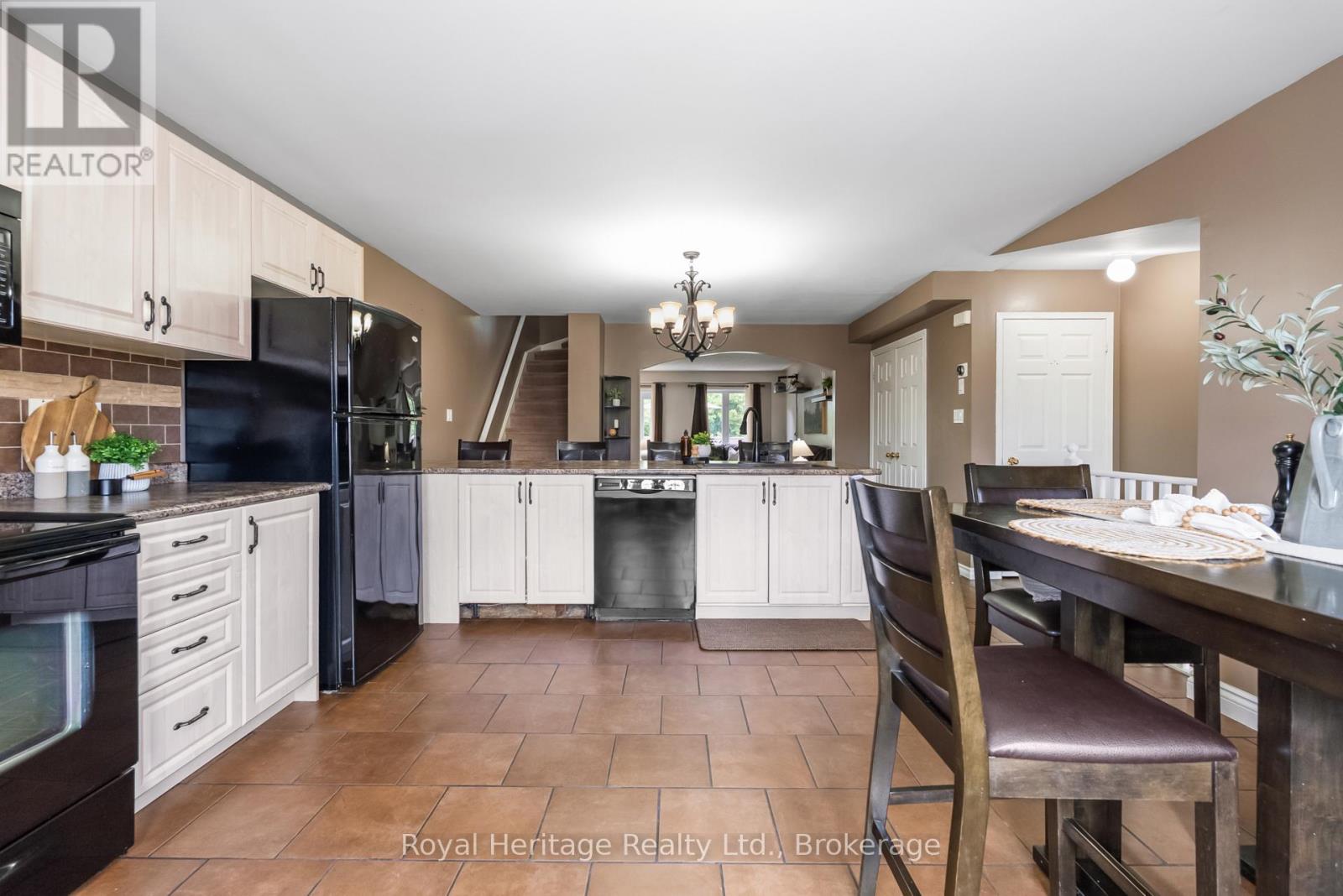 91 Brookside Street, Cavan Monaghan, Ontario  L0A 1G0 - Photo 4 - X13455774