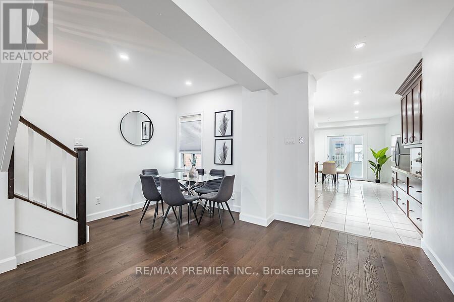 221 Belgravia Avenue, Toronto, Ontario  M6E 2M9 - Photo 12 - W13455278