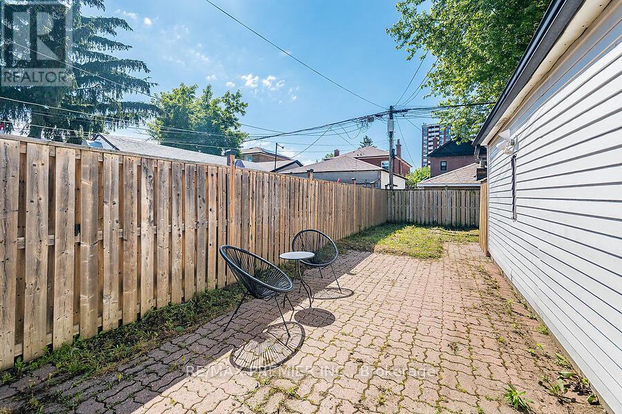 221 Belgravia Avenue, Toronto, Ontario  M6E 2M9 - Photo 39 - W13455278