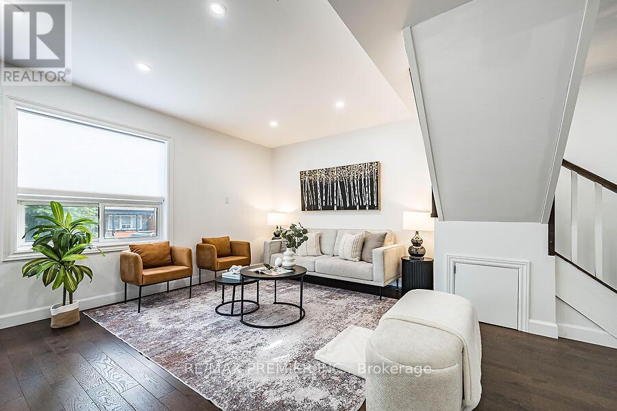 221 Belgravia Avenue, Toronto, Ontario  M6E 2M9 - Photo 9 - W13455278