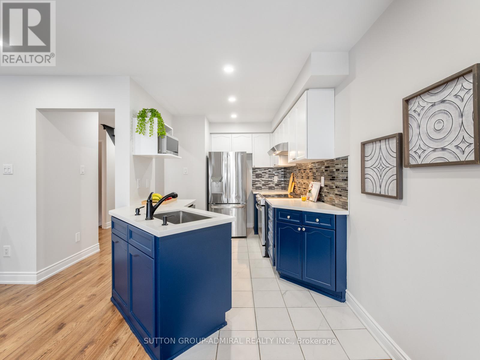 81 Parktree Drive, Vaughan, Ontario  L6A 2N6 - Photo 7 - N13456414