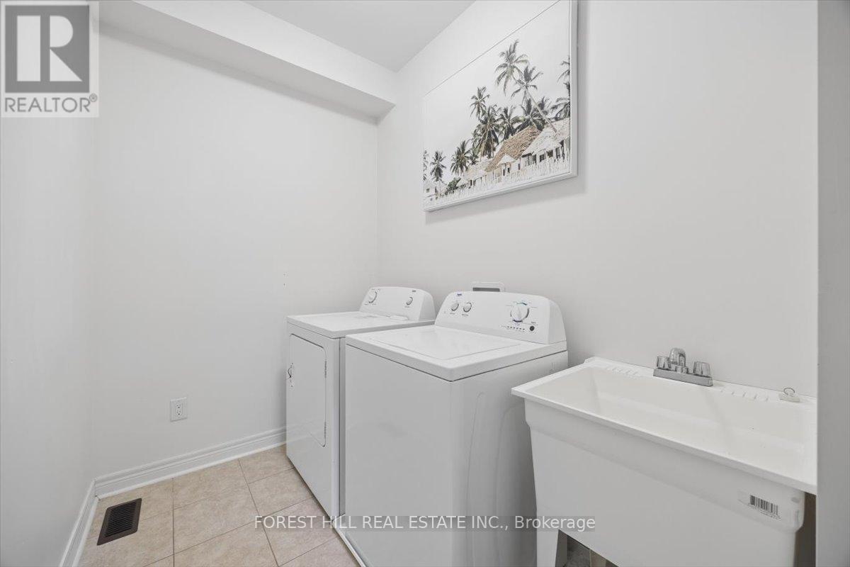 187 Armstrong Crescent, Bradford West Gwillimbury (Bradford), Ontario  L3Z 0L3 - Photo 9 - N13456474