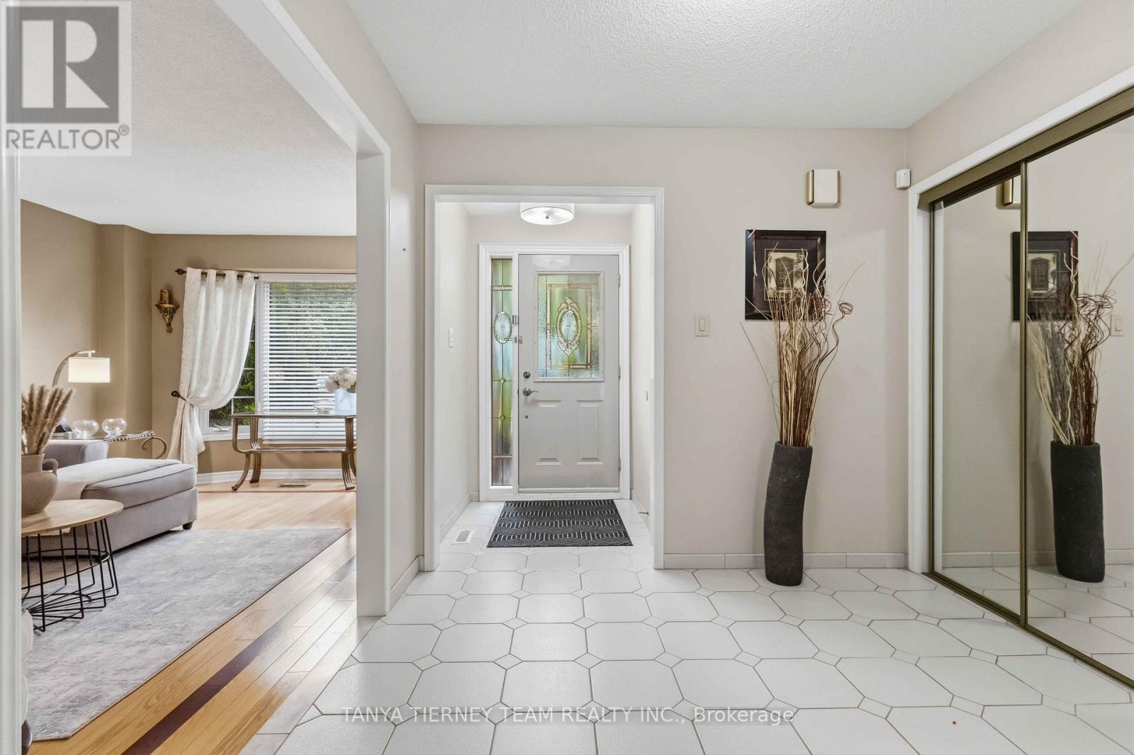 60 Cairns Drive, Markham, Ontario L3P 6J2 - Photo 5 - N13456496