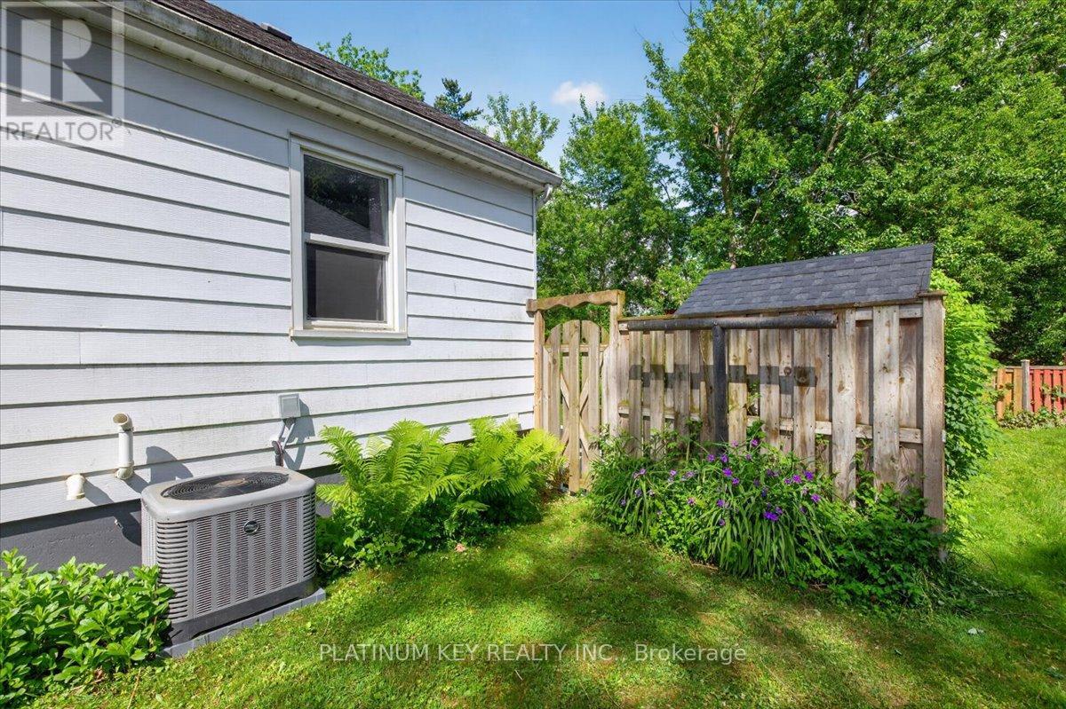 662 King Street, Strathroy-Caradoc, Ontario  N0L 1W0 - Photo 25 - X13455032