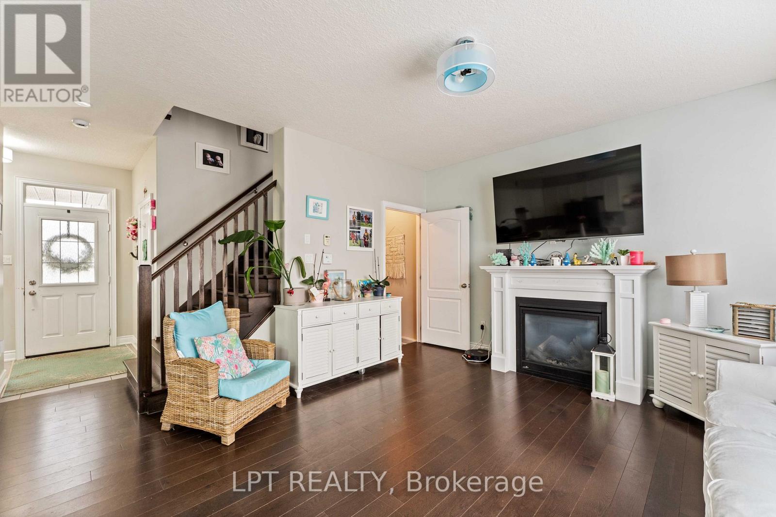 82 Nathan Crescent, Barrie, Ontario  L4N 0S4 - Photo 24 - S13456602