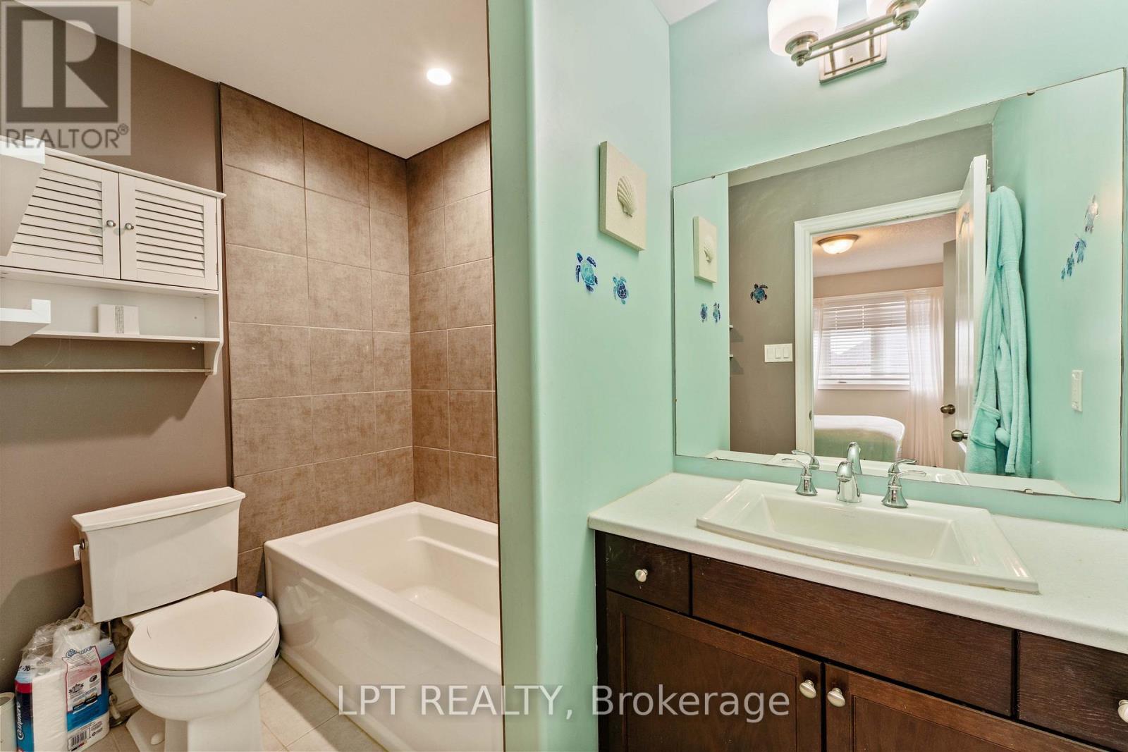 82 Nathan Crescent, Barrie, Ontario  L4N 0S4 - Photo 27 - S13456602