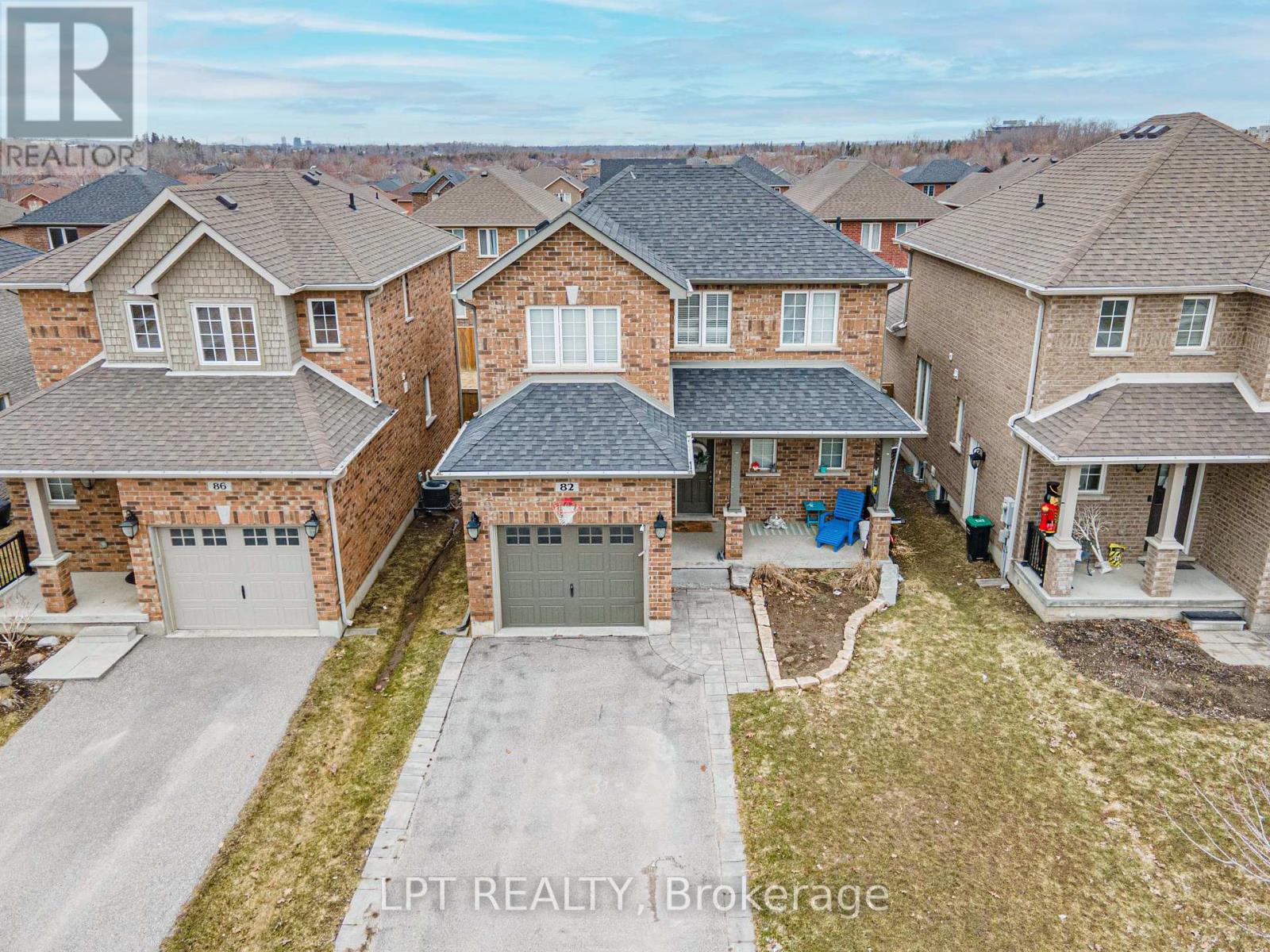 82 Nathan Crescent, Barrie, Ontario  L4N 0S4 - Photo 4 - S13456602