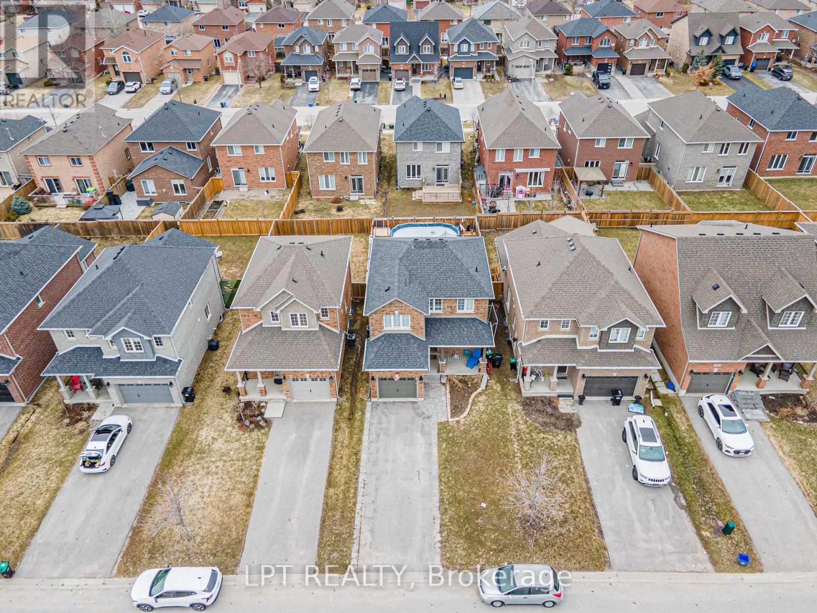 82 Nathan Crescent, Barrie, Ontario  L4N 0S4 - Photo 8 - S13456602