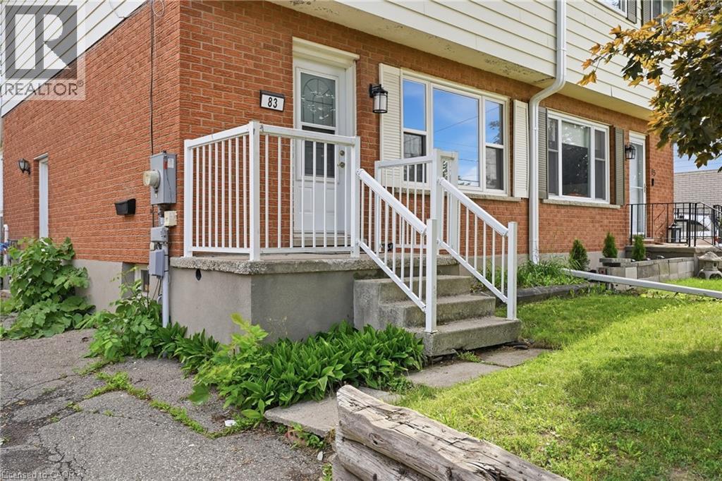 83 Oriole Parkway W, Elmira, Ontario  N3B 1C2 - Photo 4 - 40839102